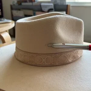 Lack Of Color | Accessories | Lack Of Color Ivory Rancher  display picture 1